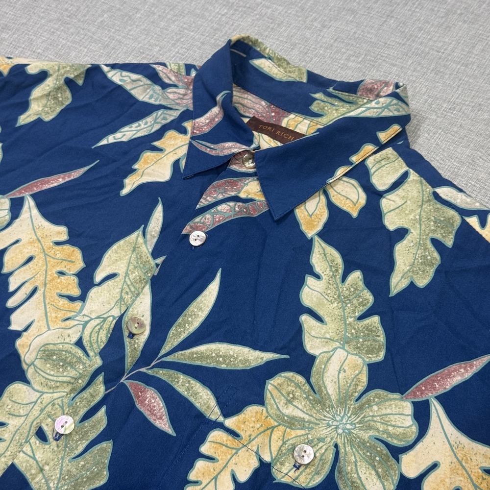 Tori Richard Hawaiian Aloha Button-Up Shirt Mens XL Blue Floral Rayon Made USA